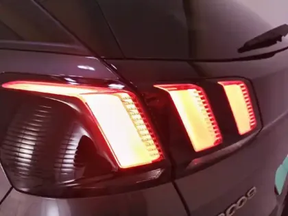 Photo 47 Peugeot 3008  BlueHDi 130ch S&S EAT8