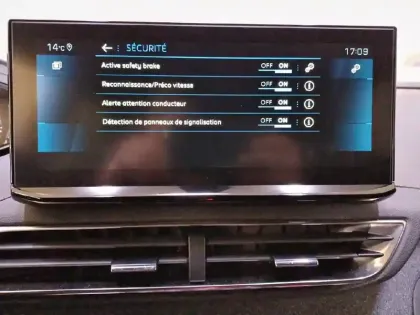 Photo 52 Peugeot 3008  BlueHDi 130ch S&S EAT8