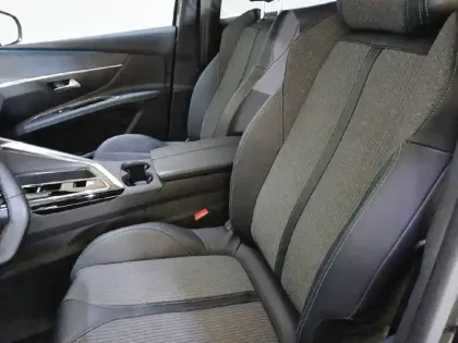 Photo 41 Peugeot 3008  BlueHDi 130ch S&S EAT8