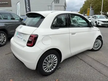 Photo 44 Fiat 500  e 95 ch