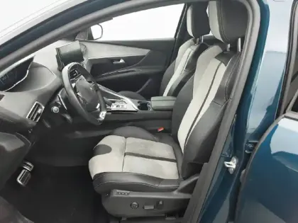 Photo 30 Peugeot 3008  Hybrid 225 e-EAT8