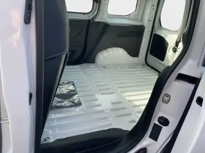 Photo 11 Peugeot Partner  FOURGON M 650 KG BLUEHDI 130 S&S EAT8