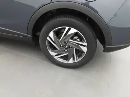 Photo 33 Hyundai Bayon  1.0 T-GDi 100 DCT-7 Hybrid 48V