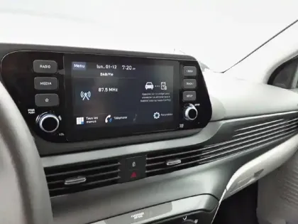 Photo 40 Hyundai Bayon  1.0 T-GDi 100 DCT-7 Hybrid 48V