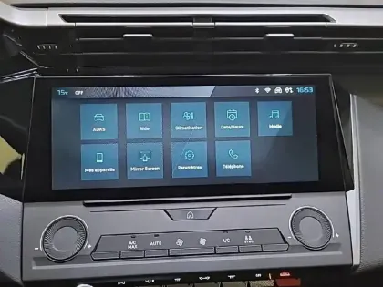 Photo 21 Peugeot 308  BlueHDi 130ch S&S EAT8