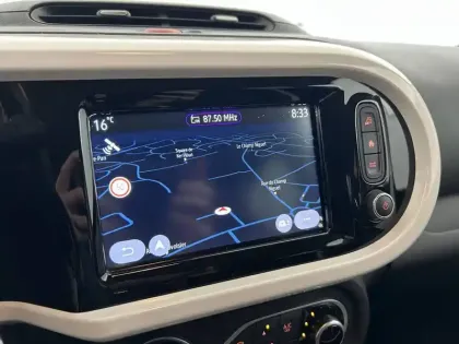 Photo 32 Renault Twingo  III Achat Intégral - 21