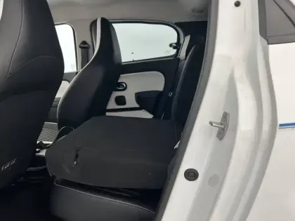 Photo 35 Renault Twingo  III Achat Intégral - 21