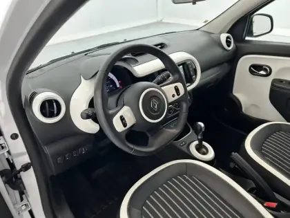 Photo 18 Renault Twingo  III Achat Intégral - 21