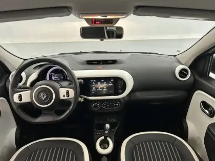Photo 34 Renault Twingo  III Achat Intégral - 21