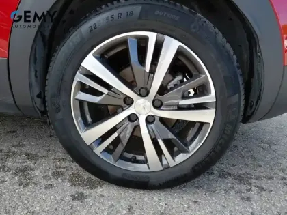 Photo 64 Peugeot 3008  Hybrid 225 e-EAT8