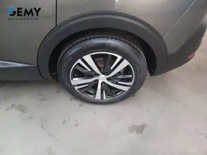 Photo 10 Peugeot 5008  PureTech 180ch S&S EAT8