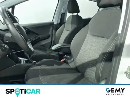 Photo 8 Peugeot 208  PureTech 82ch S&S BVM5