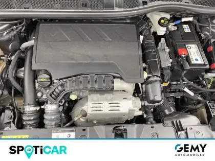 Photo 6 Peugeot 2008  PureTech 130 S&S EAT8