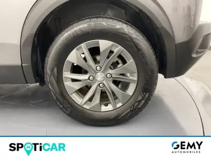 Photo 16 Peugeot 2008  PureTech 130 S&S EAT8