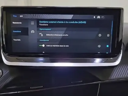 Photo 20 Peugeot 208  Hybrid 100 e-DCS6