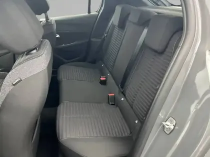 Photo 31 Peugeot 208  PureTech 75 S&S BVM5