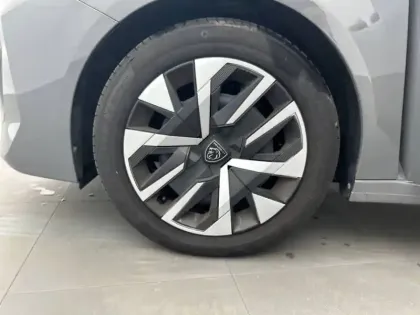 Photo 32 Peugeot 208  PureTech 75 S&S BVM5