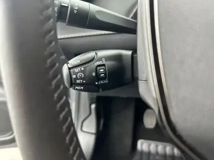 Photo 39 Peugeot 208  PureTech 75 S&S BVM5