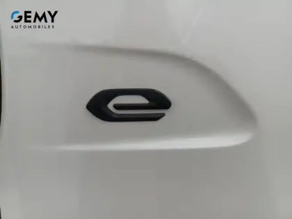 Photo 20 Peugeot 208  Electrique 50 kWh 136ch