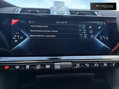 Photo 25 DS DS 7 DS7 Crossback Hybride E-Tense 225 EAT8