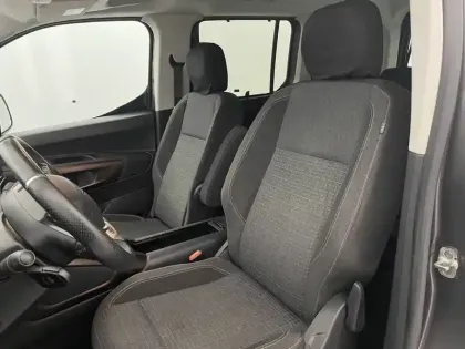 Photo 13 Peugeot Rifter  Standard BlueHDi 130 S&S BVM6 5pl