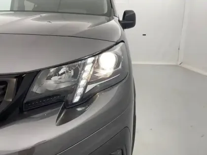 Photo 29 Peugeot Rifter  Standard BlueHDi 130 S&S BVM6 5pl