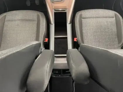 Photo 24 Peugeot Rifter  Standard BlueHDi 130 S&S BVM6 5pl