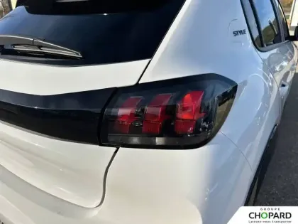 Photo 48 Peugeot 208 Gén. II Ph2 E-Style 5