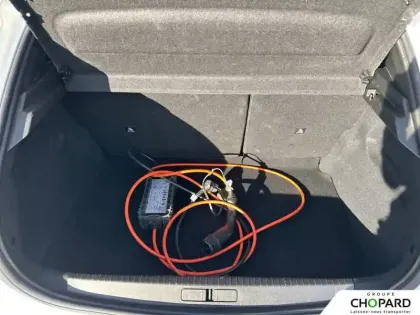 Photo 7 Peugeot 208  Electrique 50 kWh 136ch