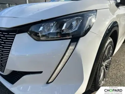 Photo 22 Peugeot 208  Electrique 50 kWh 136ch