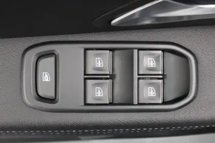 Photo 38 Dacia Duster  ECO-G 100 4x2