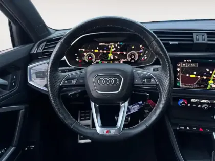 Photo 30 Audi Q3  45 TFSIe 245 ch S tronic 6