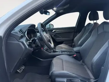 Photo 9 Audi Q3  45 TFSIe 245 ch S tronic 6