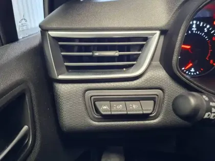 Photo 28 Renault Clio  TCe 90