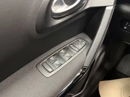 Photo 31 Renault Kadjar  Blue dCi 115 EDC