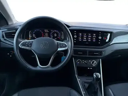 Photo 11 Volkswagen Polo  1.0 TSI 95 S&S BVM5