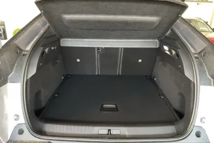 Photo 13 Peugeot 3008  Hybrid 145 e-DCS6