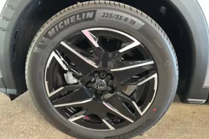 Photo 39 Peugeot 3008  Hybrid 136 e-DCS6