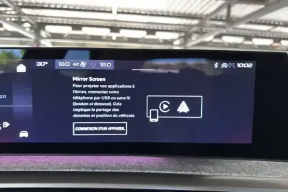 Photo 23 Peugeot 3008  Hybrid 145 e-DCS6