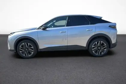 Photo 32 Peugeot 3008  Hybrid 136 e-DCS6