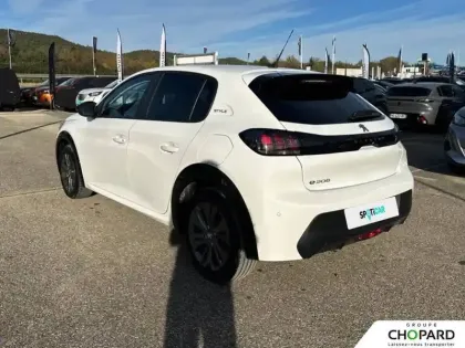 Photo 31 Peugeot 208  Electrique 50 kWh 136ch