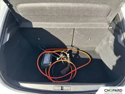 Photo 7 Peugeot 208  Electrique 50 kWh 136ch