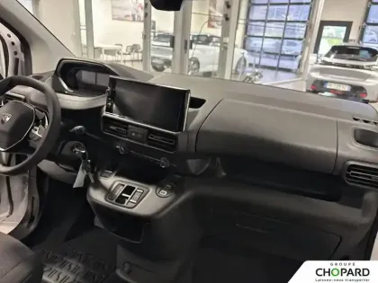 Photo 58 Peugeot Partner E- FOURGON M 800 KG 136 CH BATTERIE 54 KWH