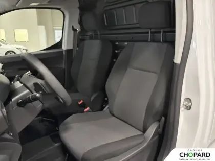 Photo 57 Peugeot Partner E- FOURGON M 800 KG 136 CH BATTERIE 54 KWH