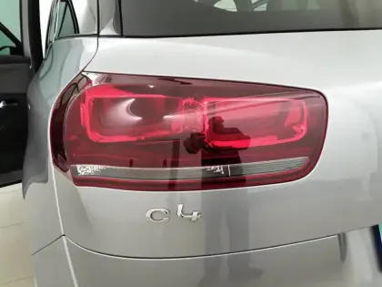 Photo 16 Citroën C4  Picasso PureTech 130 S&S EAT6