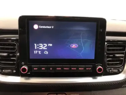 Photo 21 Kia Stonic  1.0 T-GDi 120 ch MHEV DCT7