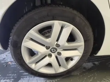 Photo 39 Renault Clio  Blue dCi 100 - 21N