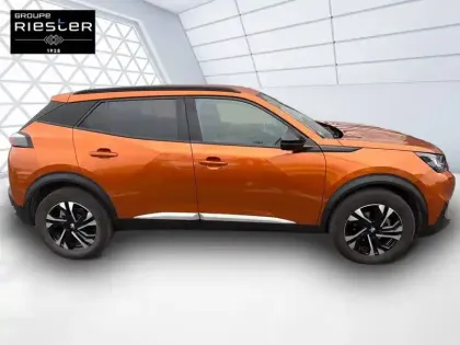 Photo 28 Peugeot 2008  PureTech 130 S&S BVM6