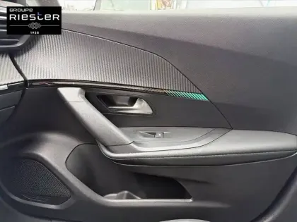 Photo 48 Peugeot 2008  PureTech 130 S&S BVM6