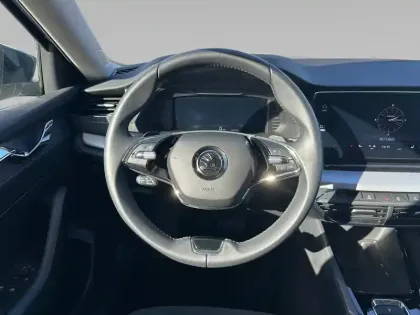 Photo 11 Skoda Octavia  1.5 TSI mHEV e-TEC 150 ch ACT DSG7